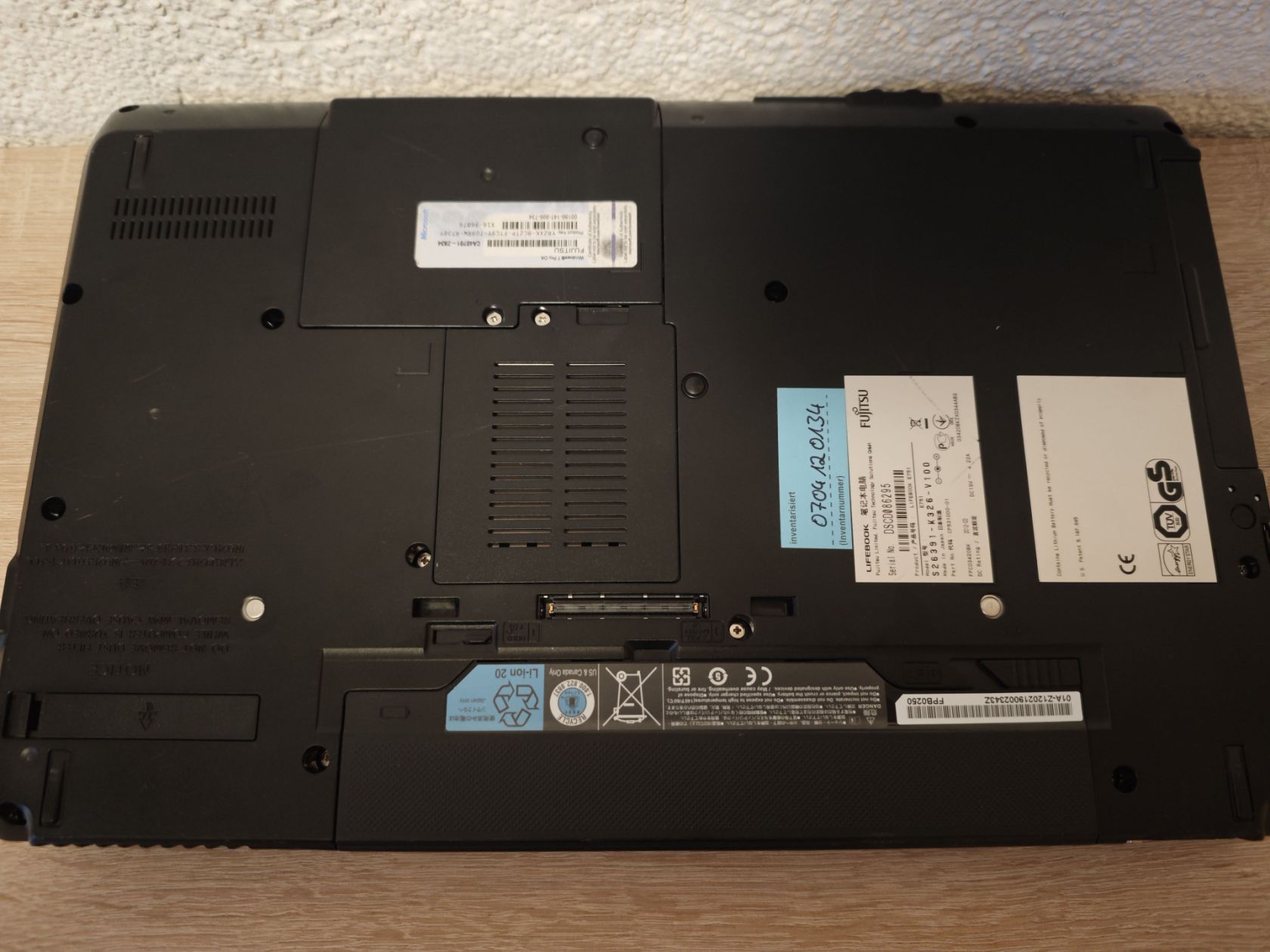 Ноутбук 14" Fujitsu Intel Core i5 2520M/DDR3 4Gb/HDD 640Gb/Intel - фото фото фото 2