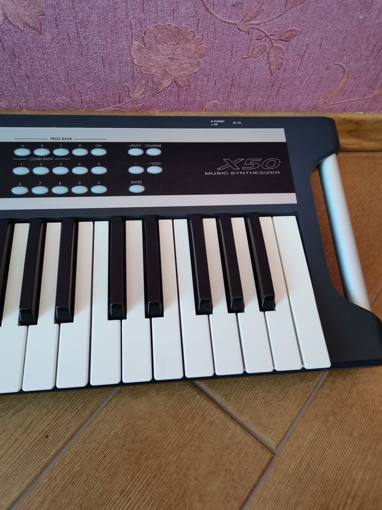 Синтезатор Korg X50 - фото фото фото 10