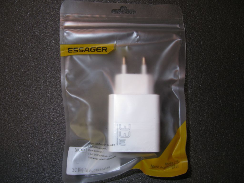 Essager 33W USB-A + Тип-c Адаптер Быстрого Зарядки - ес / Белый - фото фото фото 1