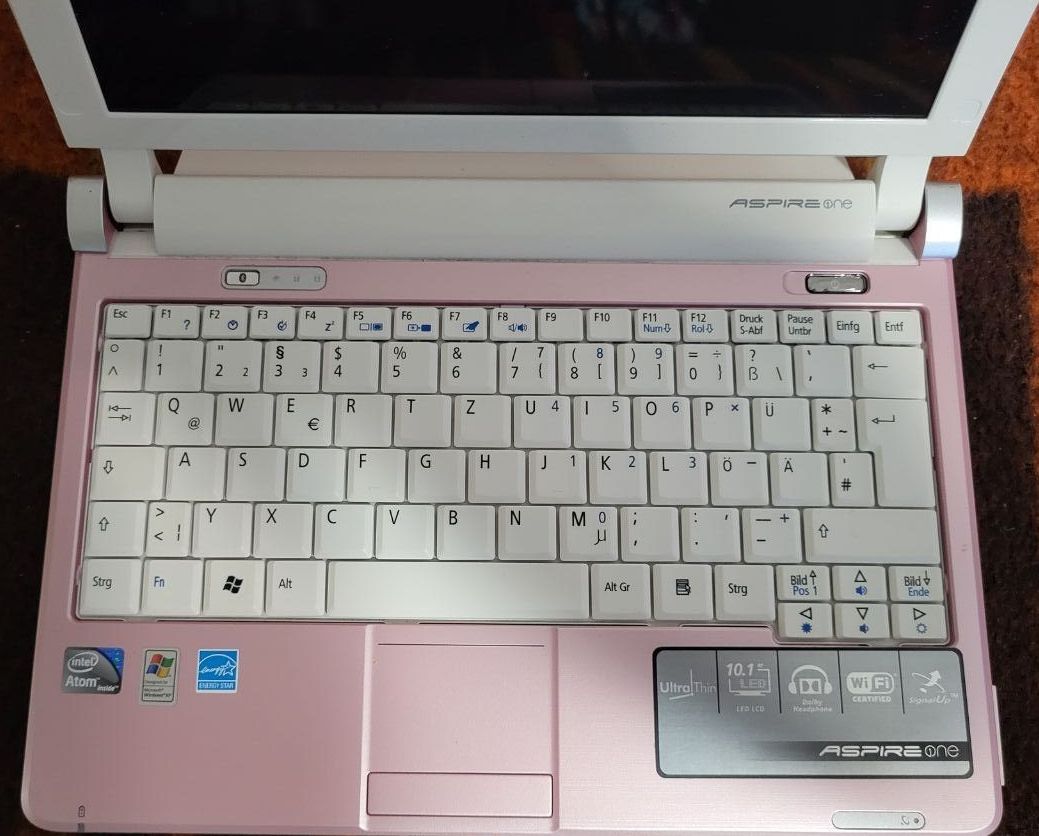 Нетбук Acer Aspire One Intel Atom - фото фото фото 0