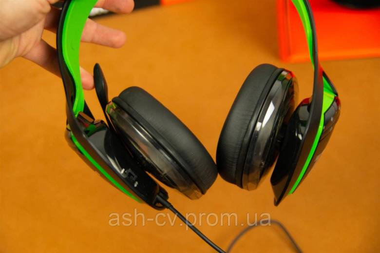 Гарнітура Mad Catz Tritton ARK 100 з підсиленням RGB - фото фото фото 6