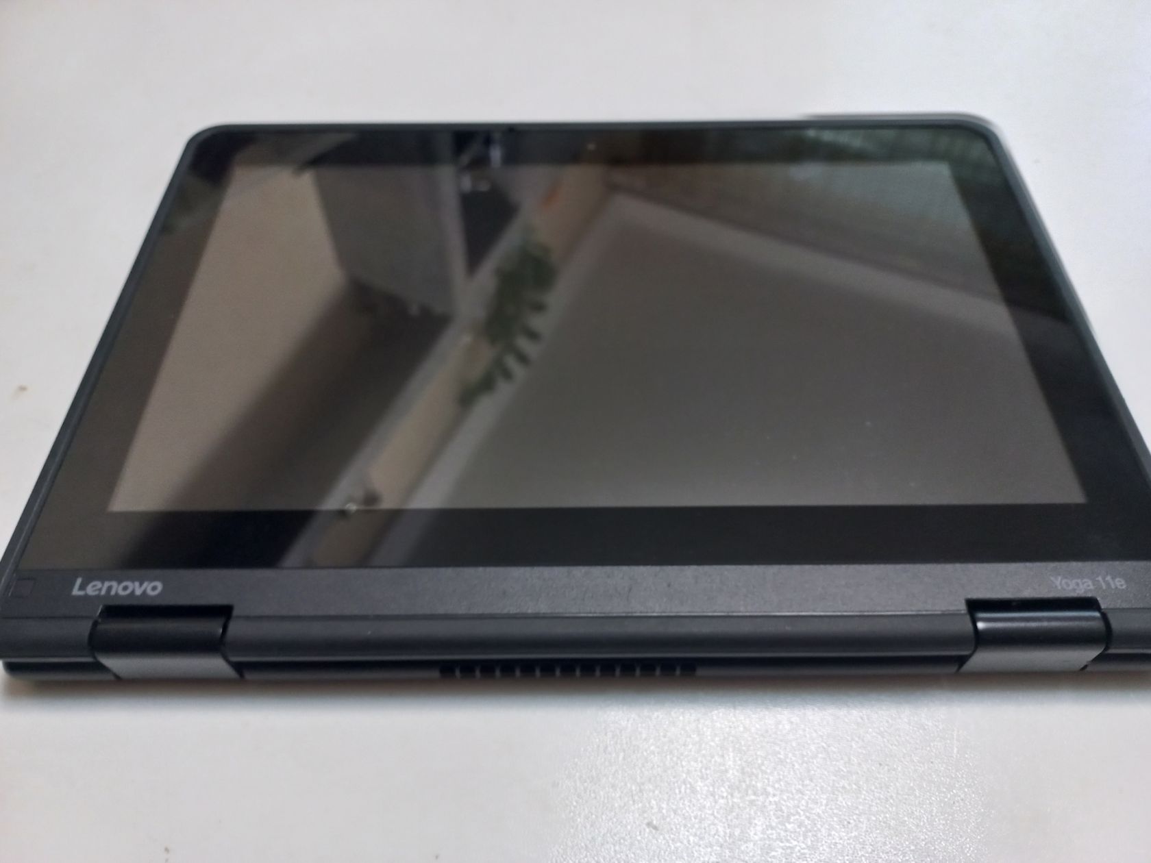 ноутбук планшет LENOVO ThinkPad Yoga 11e 4th  (Celeron N3450/0/0) 11.6" HD IPS Touch - фото фото фото 1