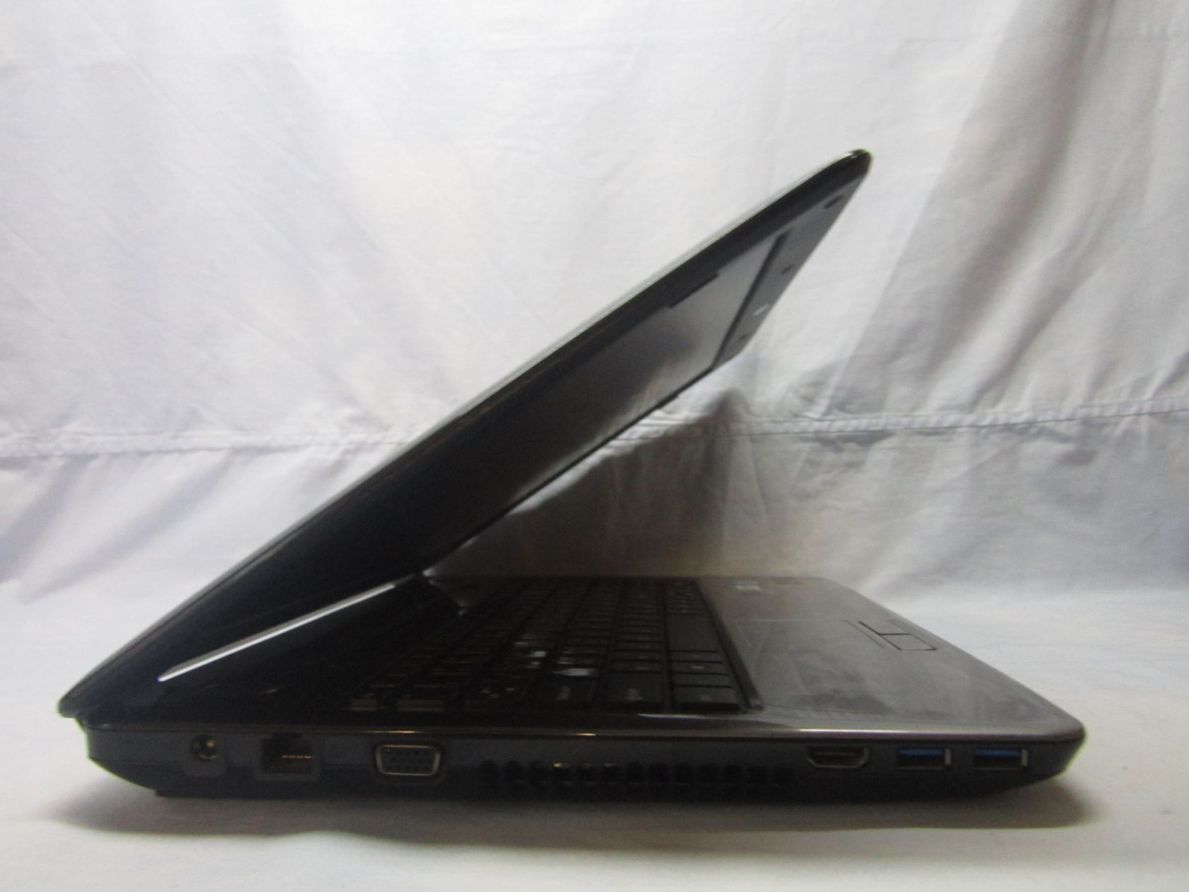 Core i3/1GB Видео/USB 3.0/HDMI/4GB/250GB/ Medion Akoya P6634 ноутбук - фото фото фото 6