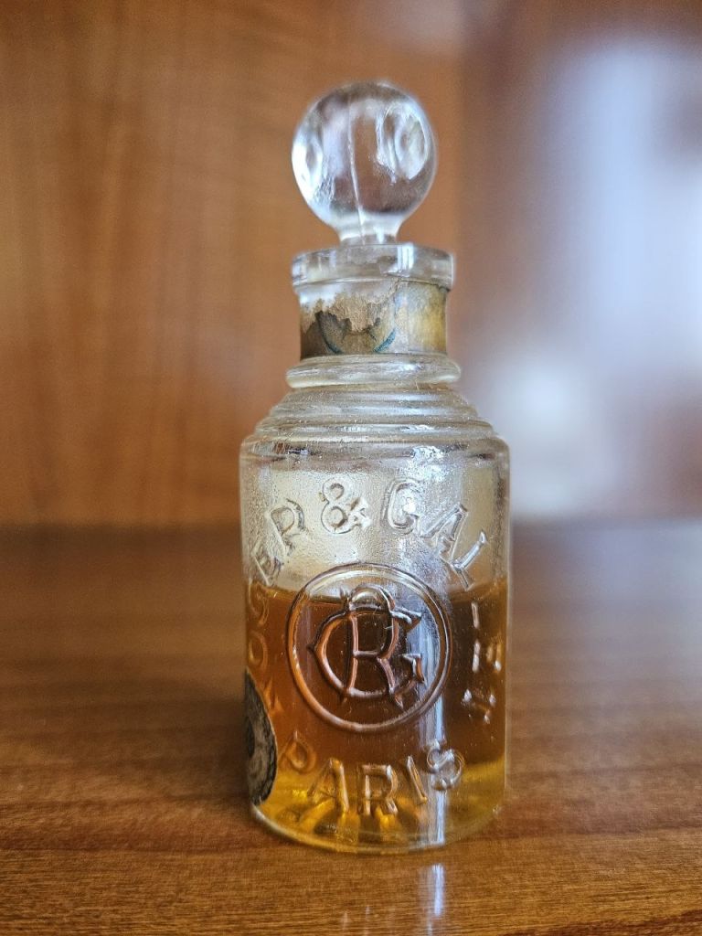 Butterfly Roger &amp; Gallet ~30ml Essence - фото фото фото 1