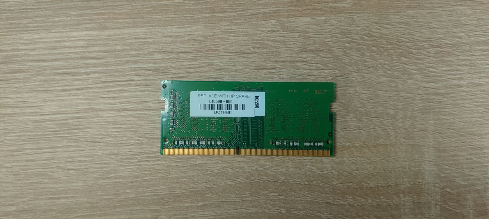 Samsung 4 GB SO-DIMM DDR4 2666 MHz - фото фото фото 1