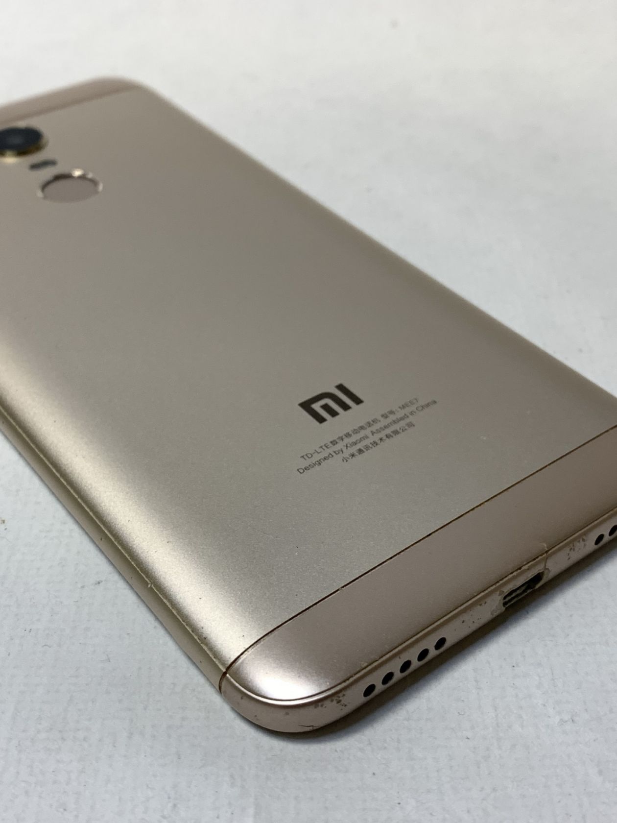 Xiaomi Redmi 5 Plus 4/64GB Gold Оригинал! - фото фото фото 4