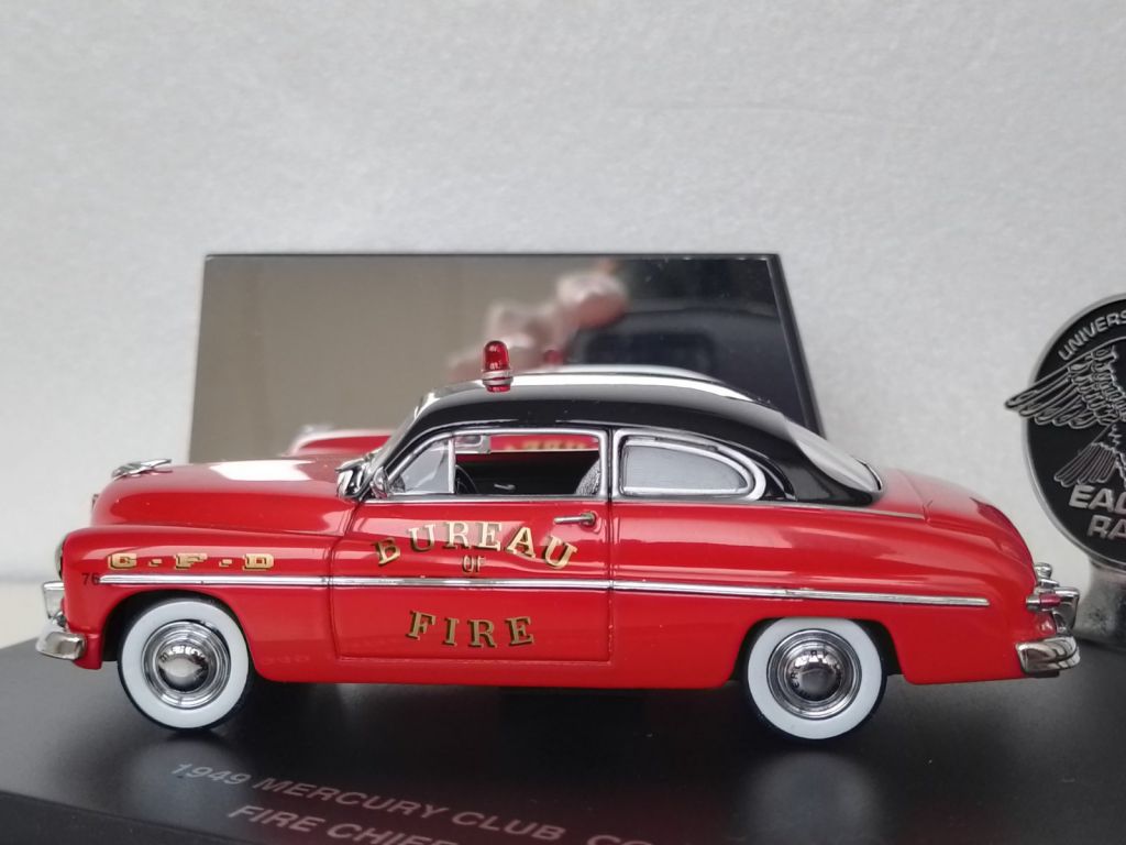 Mercury Club Coupe Fire 1949.UH Universal Hobbies -3901- - фото фото фото 3