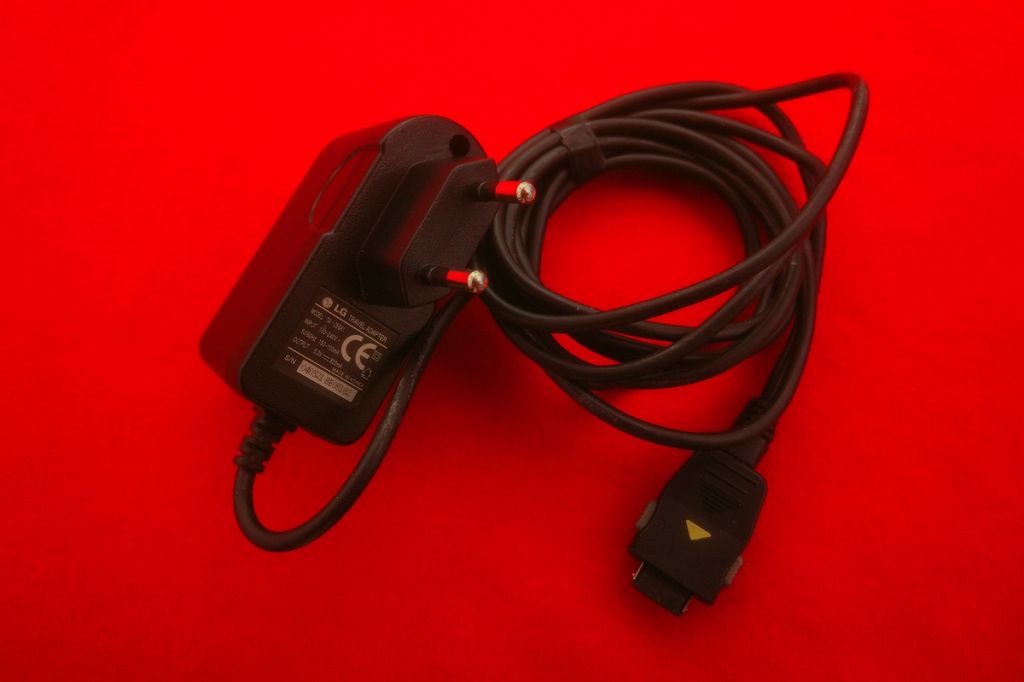 Зарядка Зарядное устройство LG TA-25RG2 - фото фото фото 0