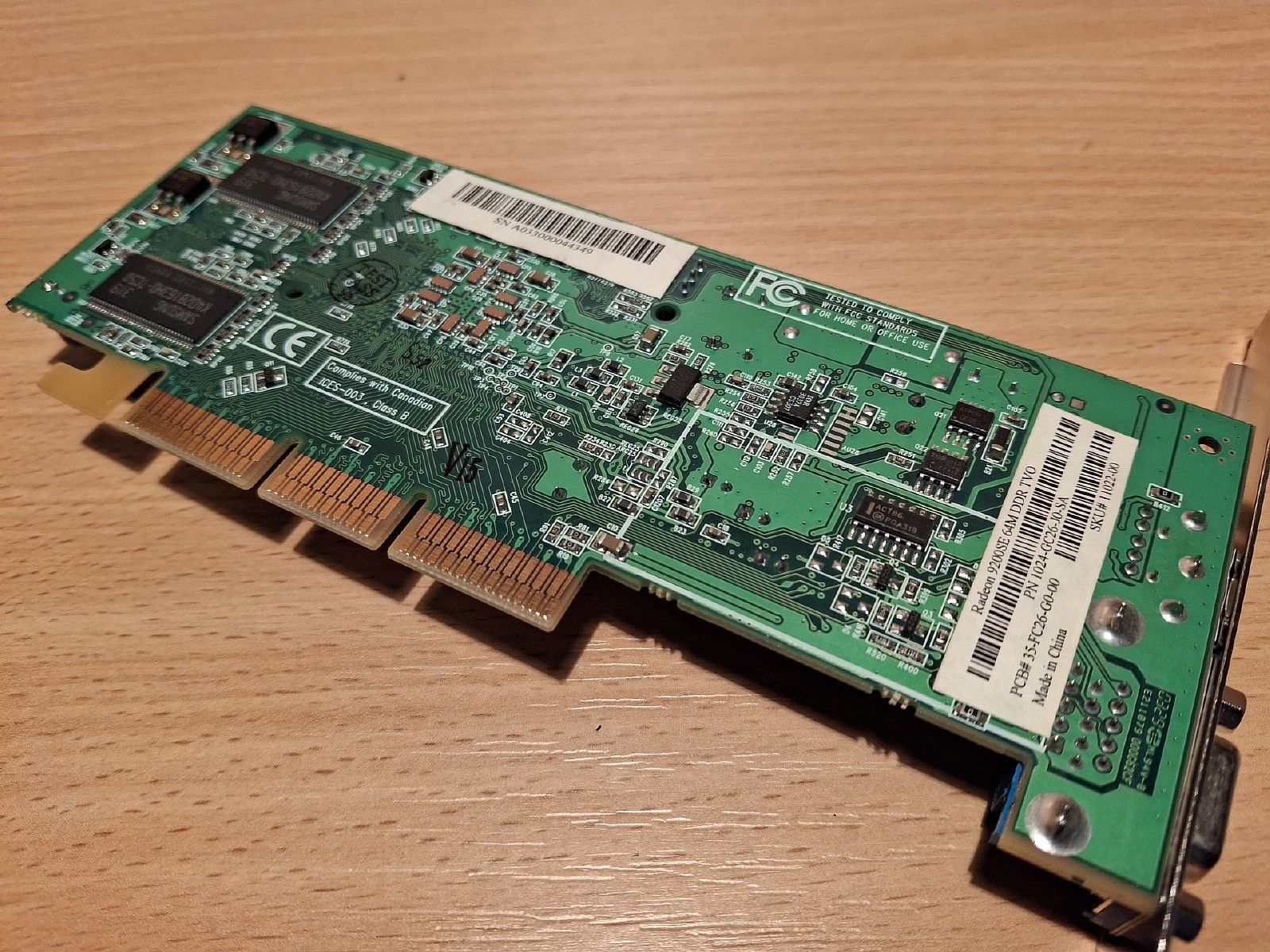 Видеокарта ATI Radeon 9200SE  (AGP 8x, 64Mb) - фото фото фото 7