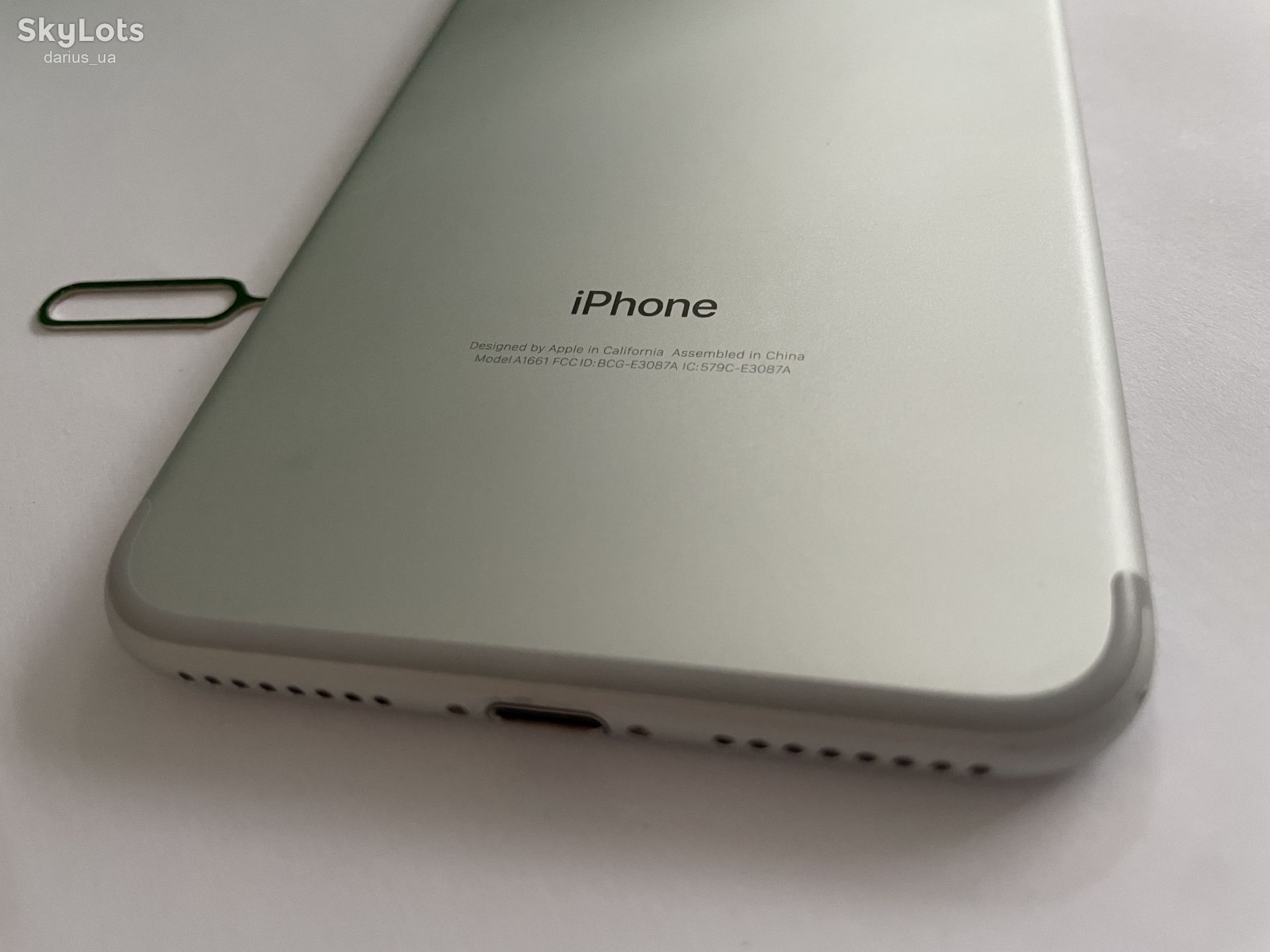 Apple iPhone 7 Plus 32GB Silver - фото фото фото 10