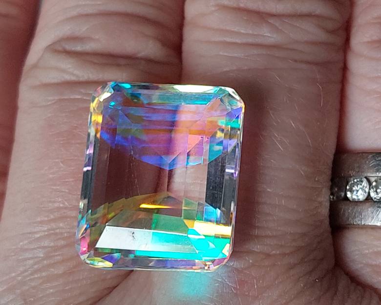 Радужный кварц 20.6 Ct - фото фото фото 3