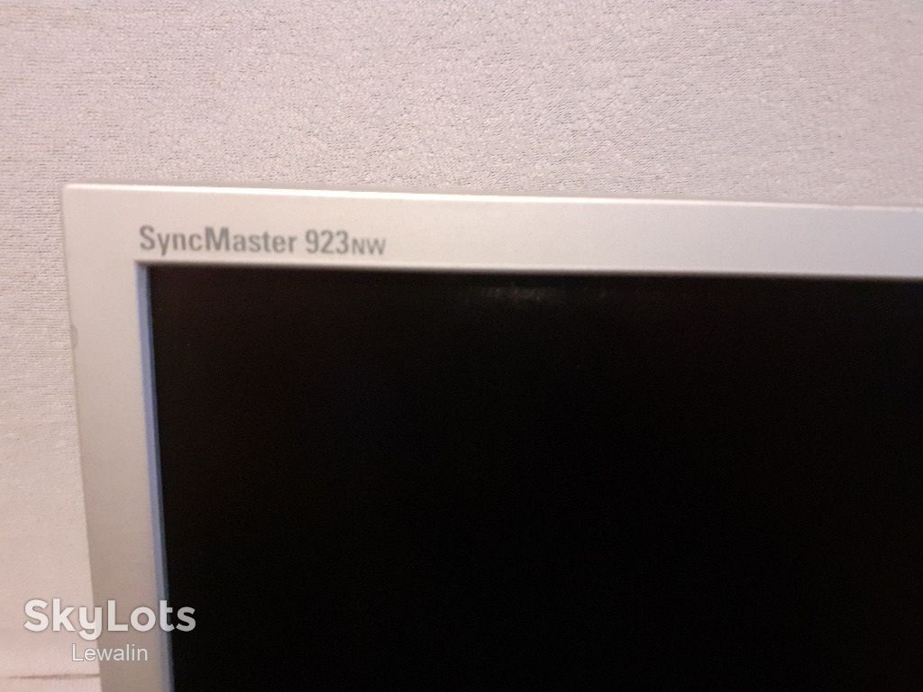 Монитор samsung syncmaster 923nw 19" 1440x900 - фото фото фото 3