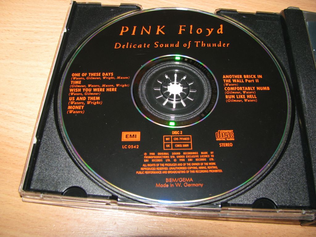 PINK FLOYD - Delicate Sound Of Thunder  (1989 EMI  2CD 1st press,W.Germany) - фото фото фото 3