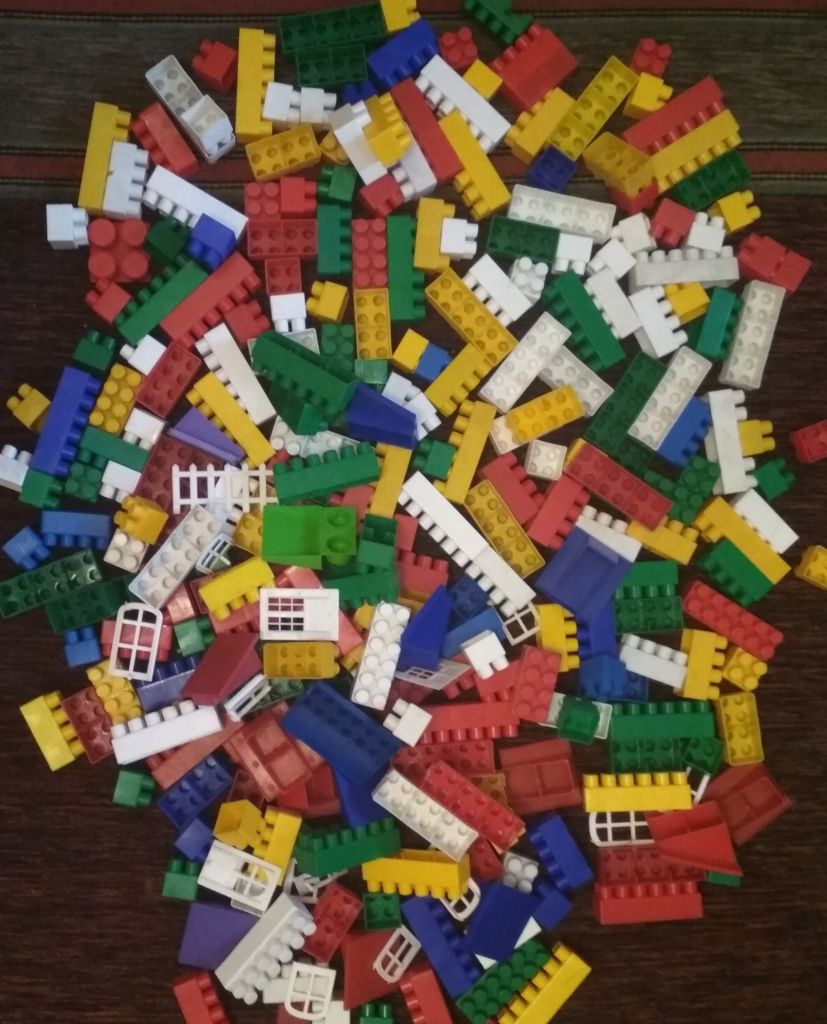 Конструктор Строительство домиков 300 элементов - фото фото фото 0