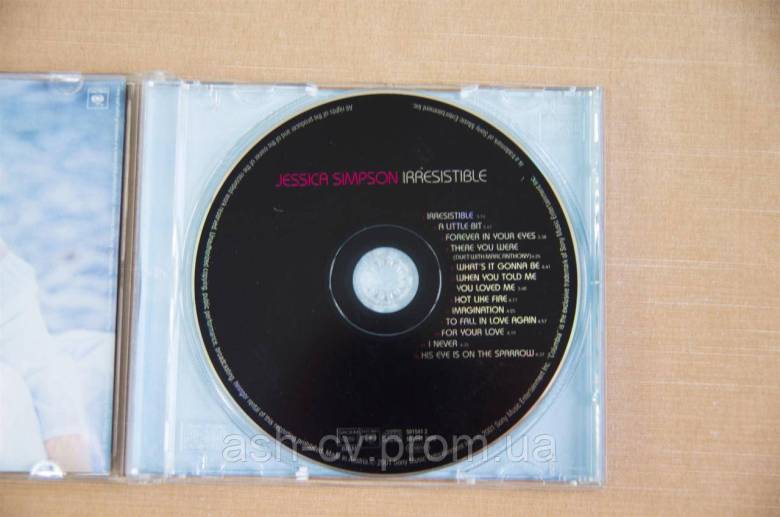 Музичний диск CD. Jessica Simpson - Sweet Kisses (диск irresistible) - фото фото фото 3