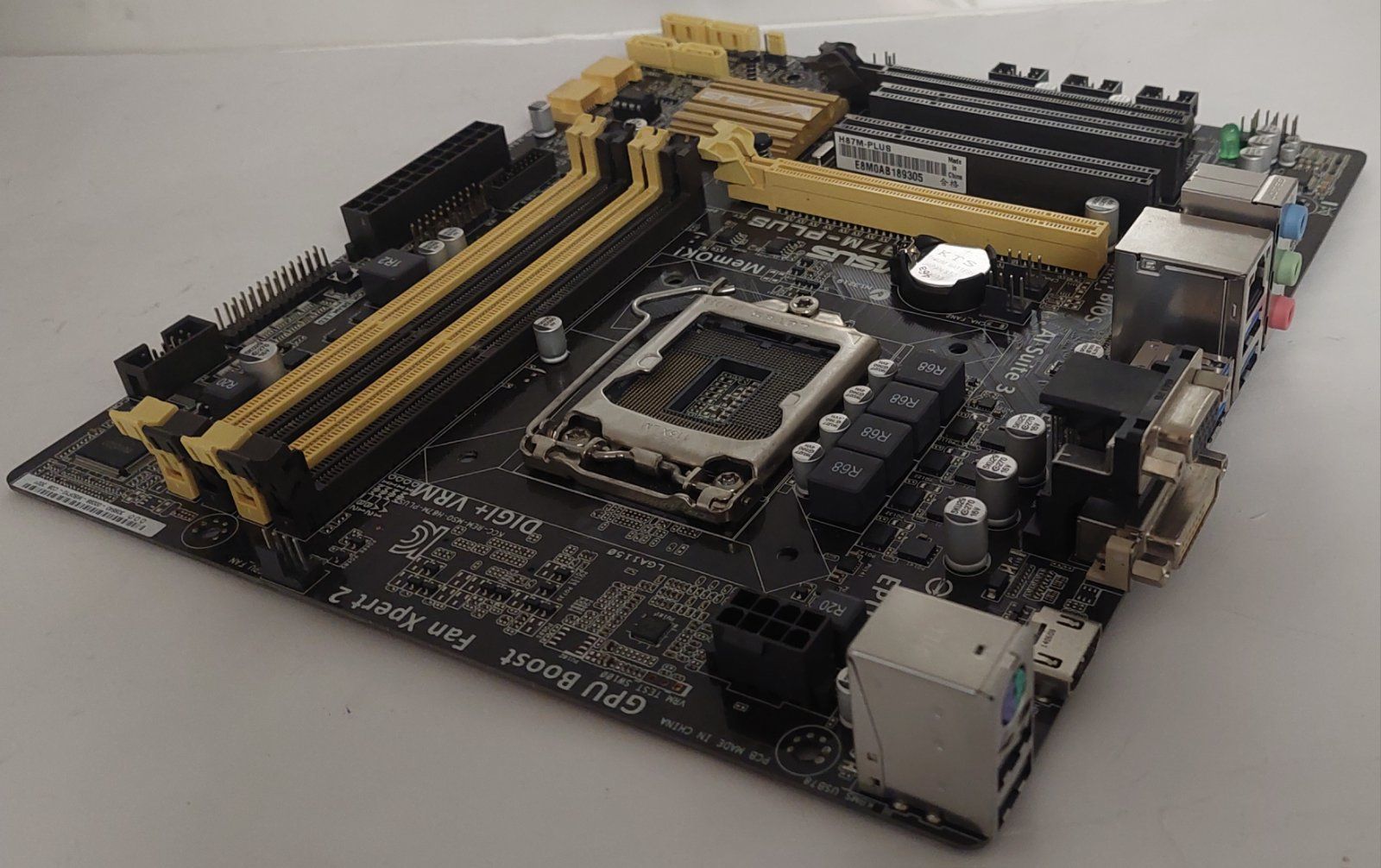 Материнська плата Asus H87M-Plus  /Socket 1150/MicroATX/4 x DDR3/ б/в - фото фото фото 1