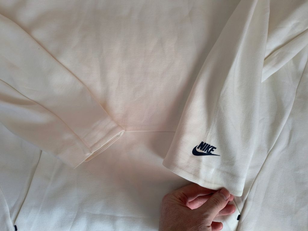 Світшот Nike Crew Neck Tech Fleece - фото фото фото 3