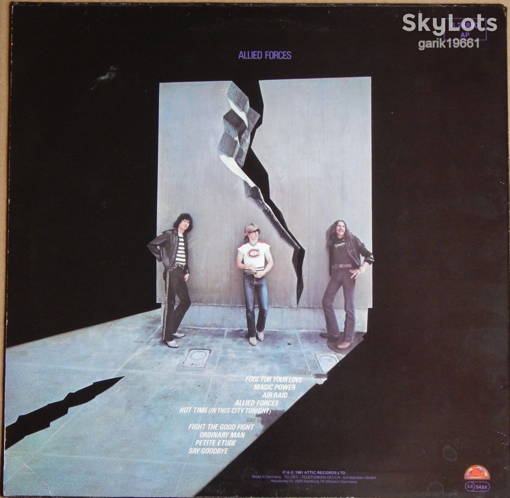 Triumph – Allied Forces   (Attic – 6.24890, Germany) inner sleeve EX+/NM- - фото фото фото 1