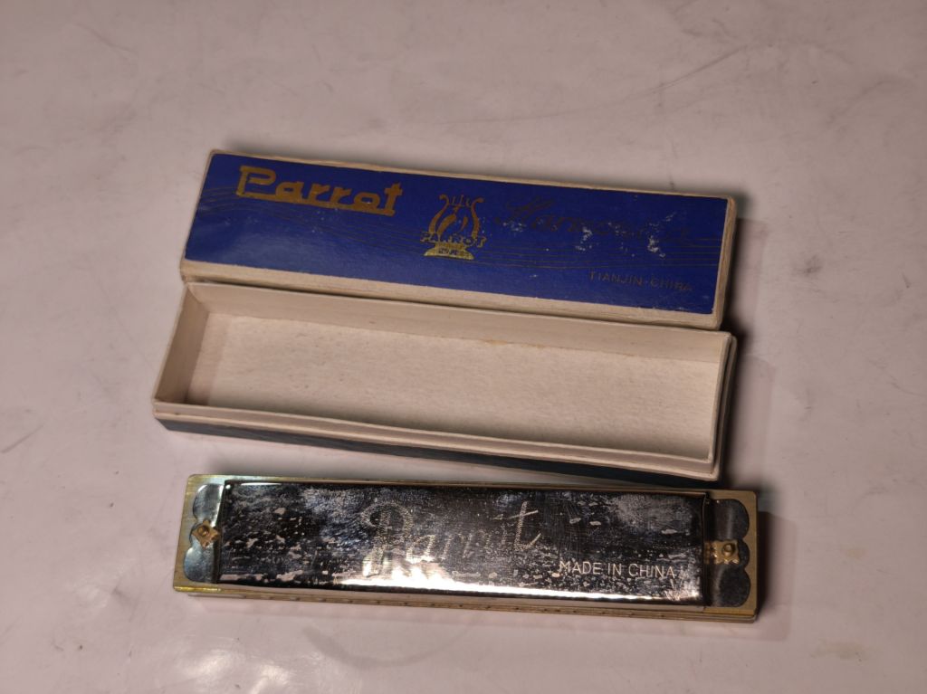 * Губна гармошка Parrot Harmonica - фото фото фото 0