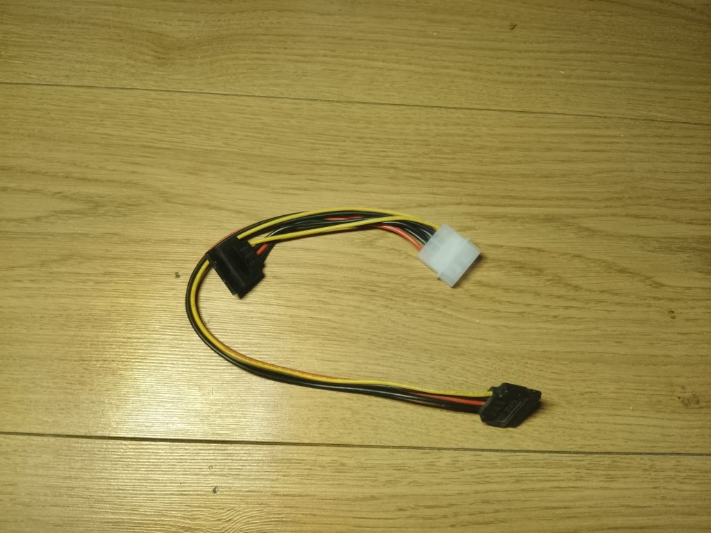 Кабель живлення molex to 2sata - фото фото фото 0