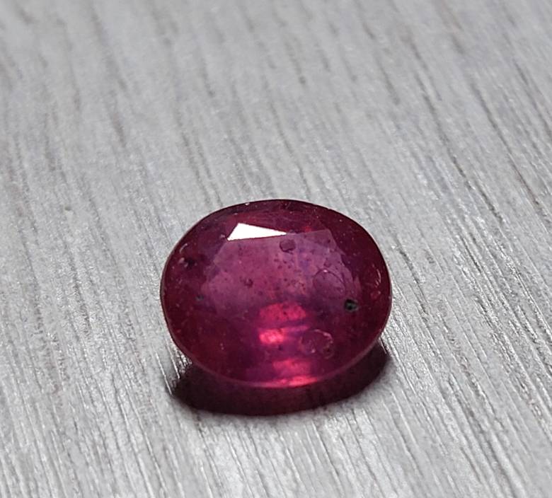 Рубин  2.51 Ct.  8.4 x 7.3 x 3.8 mm - фото фото фото 1