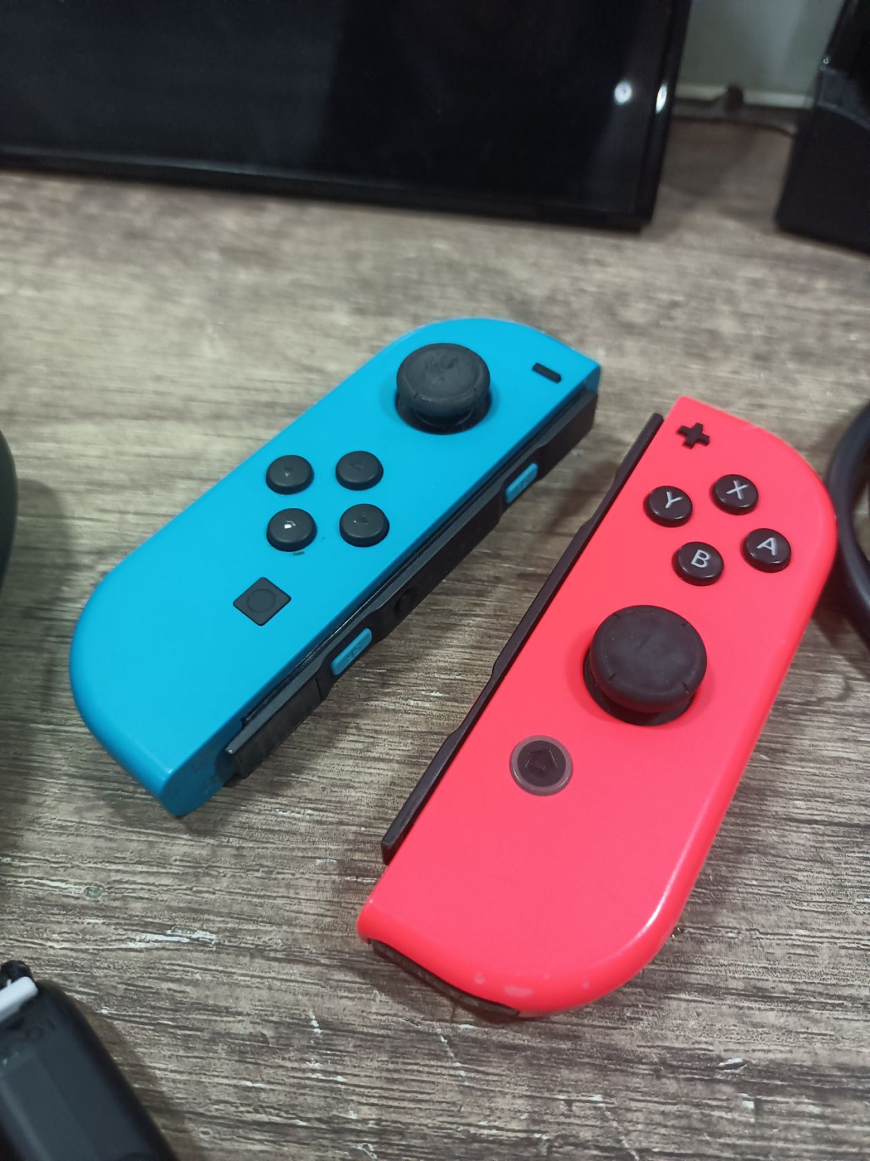 Ігрова приставка Nintendo Switch     (2818) - фото фото фото 3