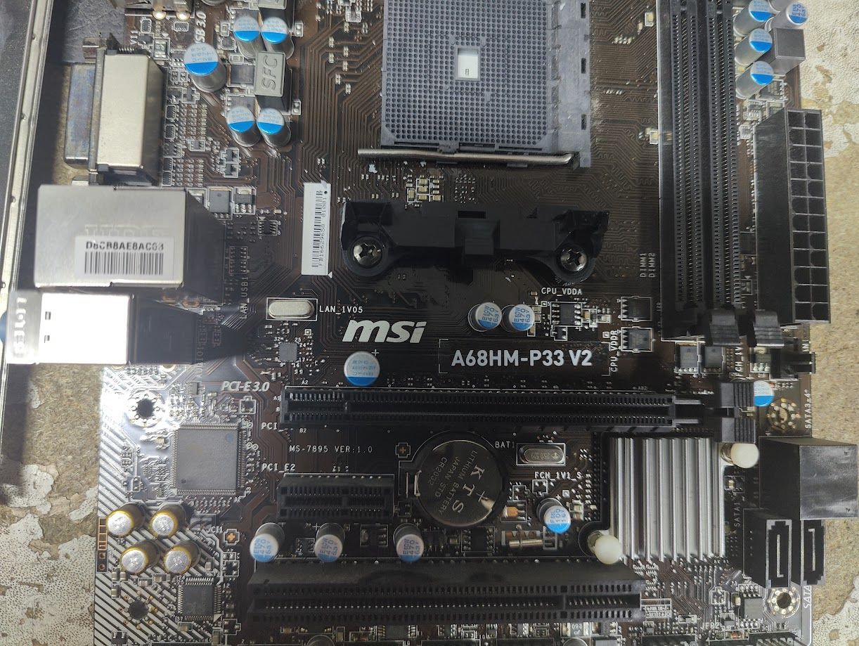 Мат. плата MSI A68HM-P33 V2 sFM2+, AMD A68H, PCI-Ex16 MicroATX 2DDR3 № 251312111 - фото фото фото 2
