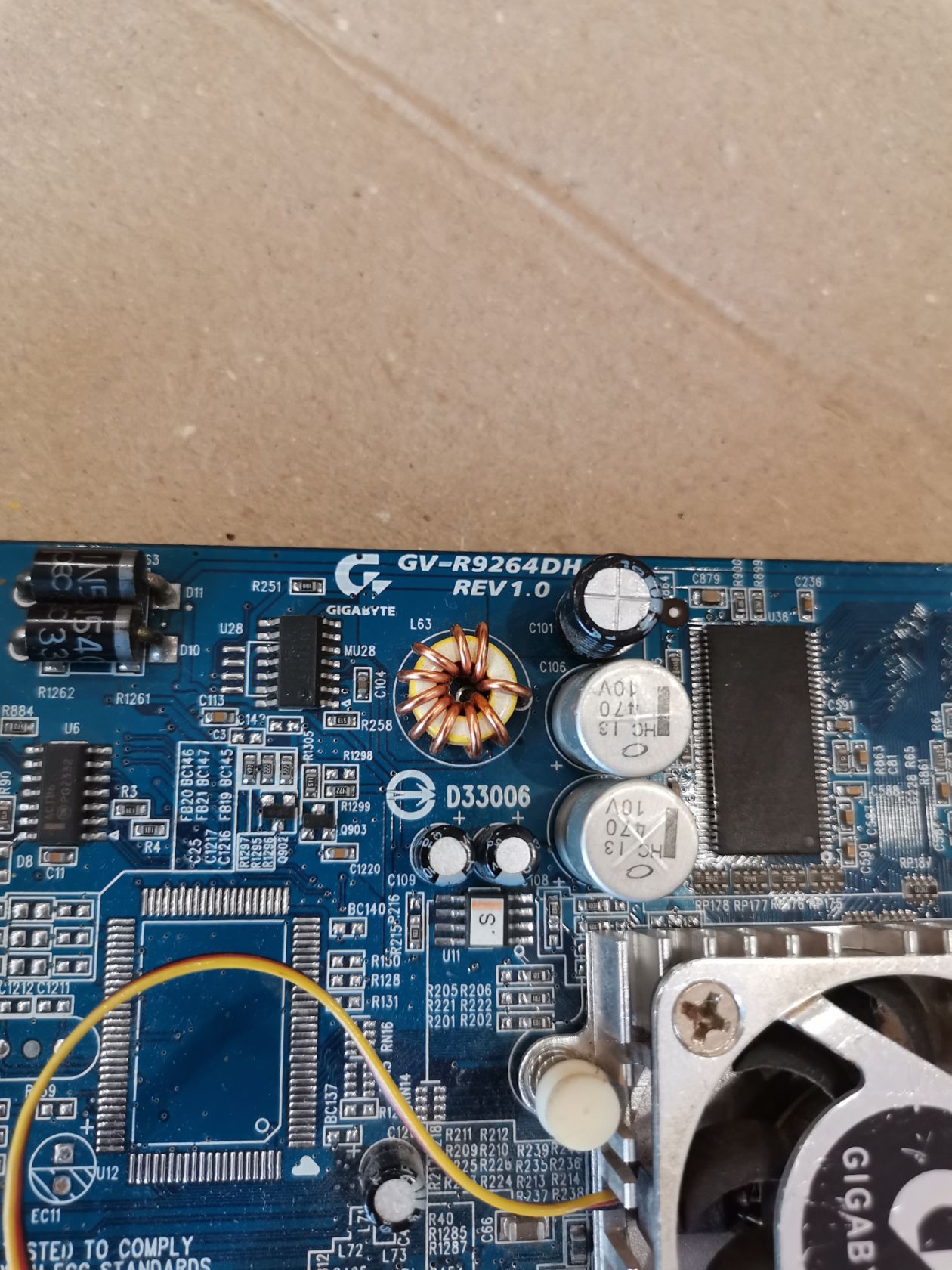 Видеокарта Gigabyte GV-R9264DH AGP 8X - фото фото фото 2