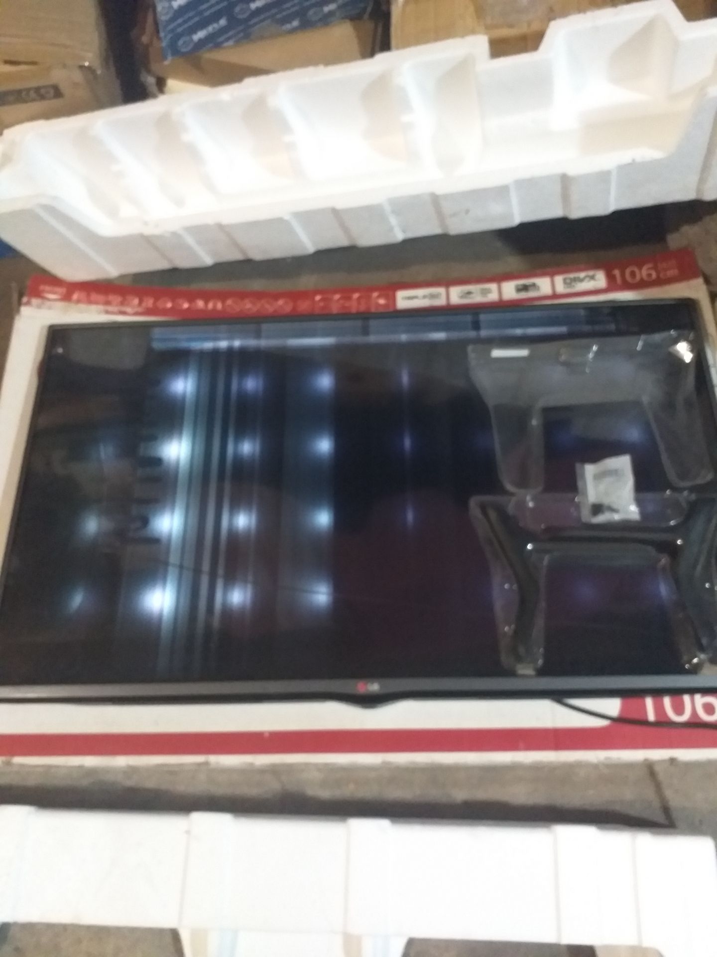 Телевизор LG42LB620V Битая матрица! - фото фото фото 2