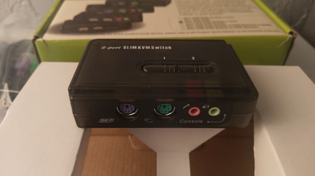 2 Port Slim Palmtop Kvm Switch Sealed Ps/2 Switch Audio NEW - фото фото фото 4