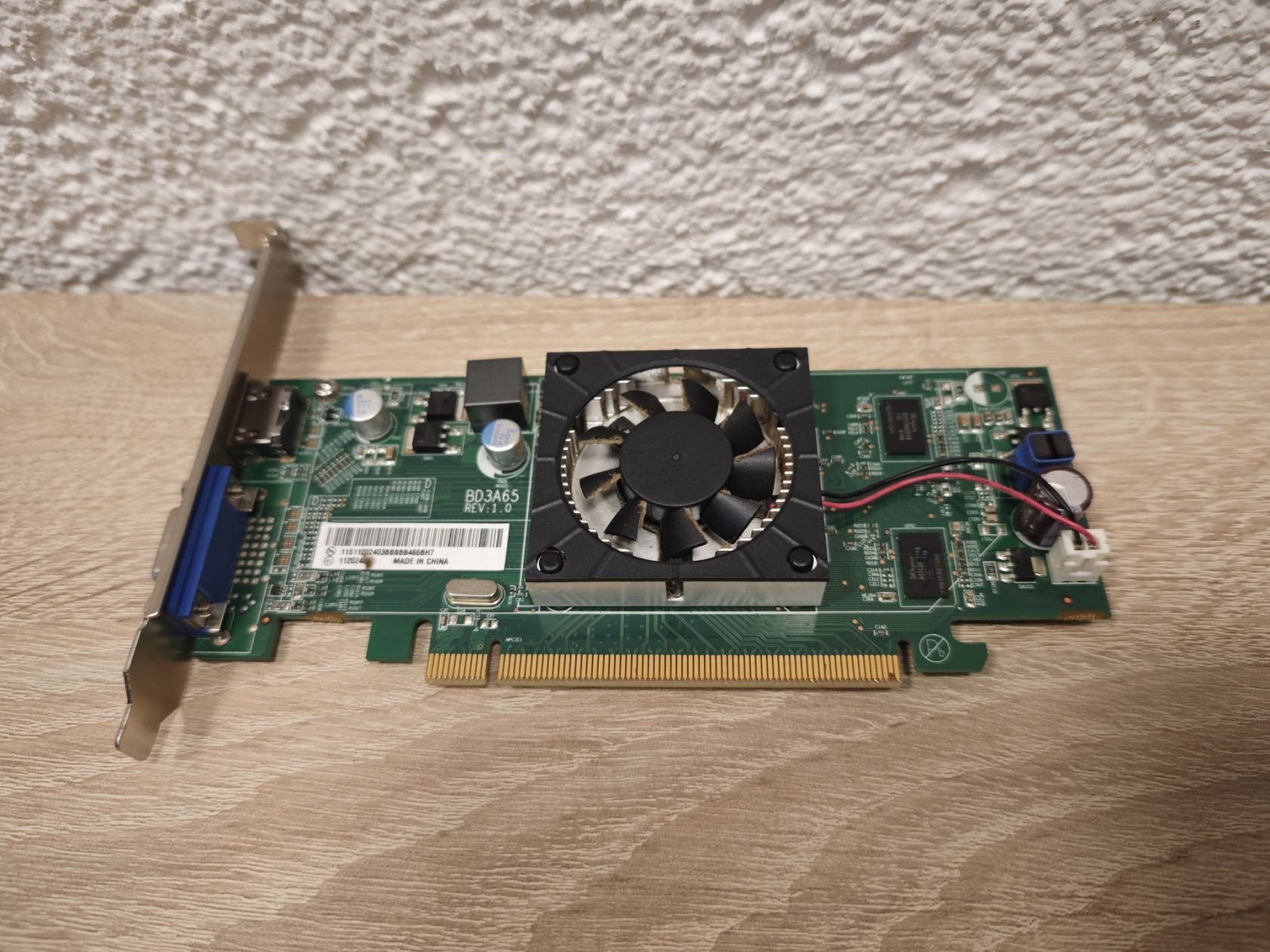 Відеокарта ATI Radeon HD7000 1Gb GDDR3 64Bit - фото фото фото 0