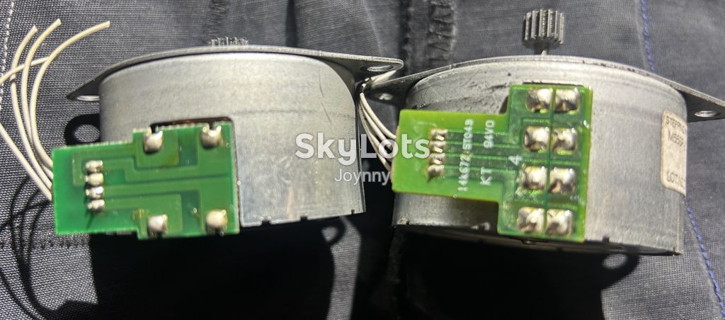 Крокові двигуни m55sp-2nk та  oki kfl49lcf... - фото фото фото 1