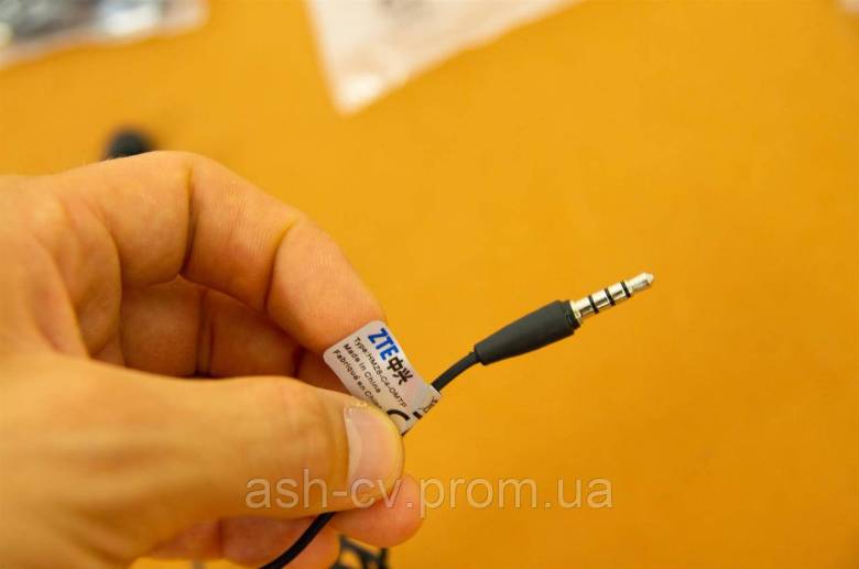 Навушники гарнітура ZTE HMZ8-C4-OMTP - фото фото фото 3