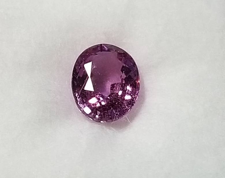 Спфир  1.45 CT.   7.7 x 5.9 x 3.6 mm. - фото фото фото 3