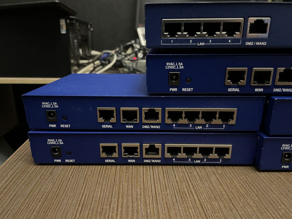 6шт Роутер  Файрвол  VPN шлюз - Checkpoint SBX-166LHGE-5 - фото фото фото 2
