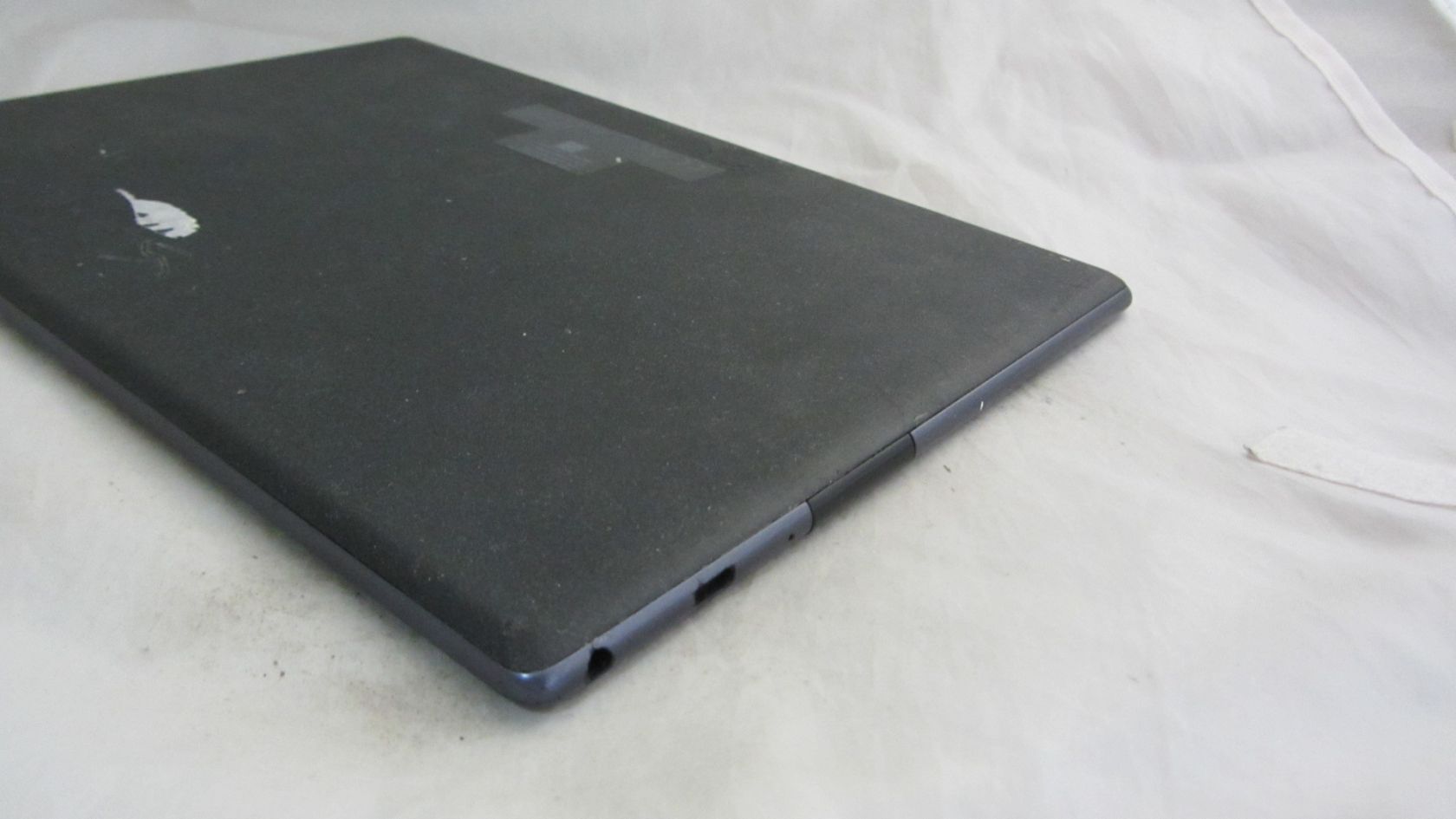 Планшет Lenovo Tab 4  (TB-X304L) Grey - фото фото фото 5