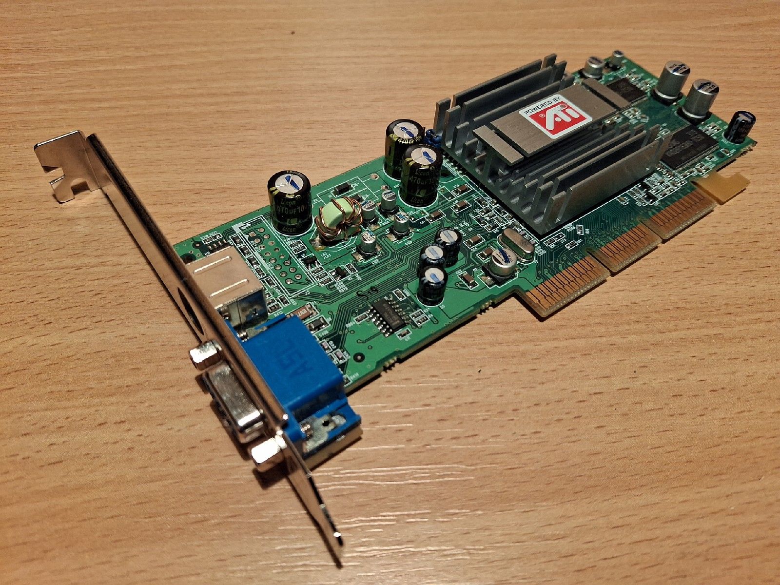 Видеокарта ATI Radeon 9200SE  (AGP 8x, 64Mb) - фото фото фото 5