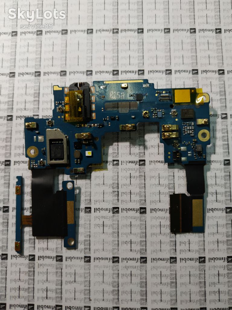 HTC ONE M7 НА ЗАПЧАСТИНИ - фото фото фото 3