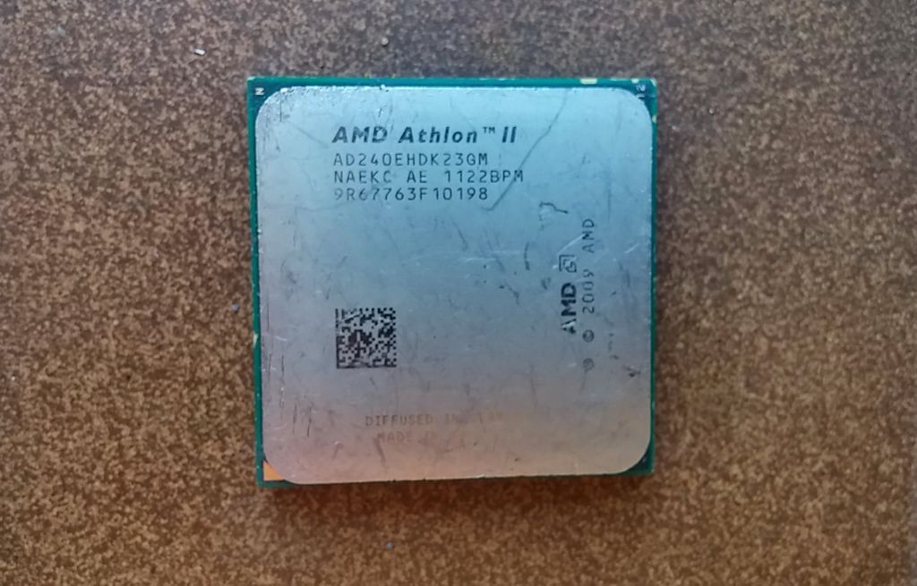 AMD Athlon II X2 240e 2.80GHz/2MB/45W AD240EHDK23GQ socket AM3 AM2+ - фото фото фото 0