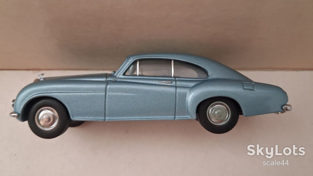 Bentley Continental .Dinky.1/43 - фото фото фото 1