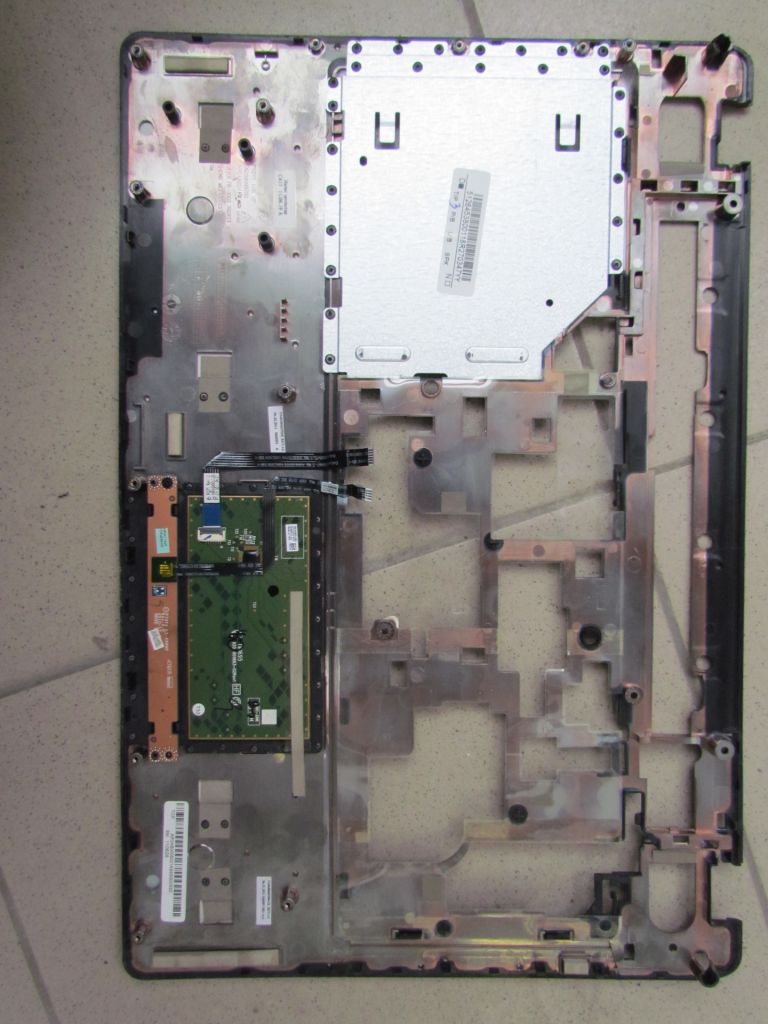 Lenovo Y570 топкейс - фото фото фото 0