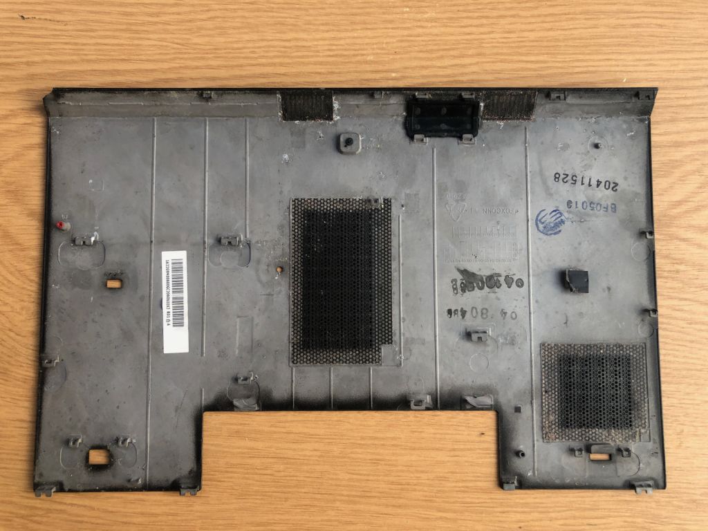 нижня частина, сервісна кришка HP ProBook 8560P 8570P   (Сервісний люк) - фото фото фото 1