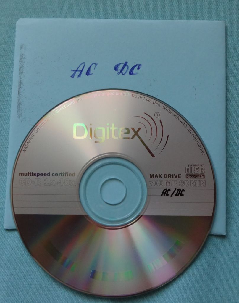 Музыка AC/DC  на  CD-диске - фото фото фото 1