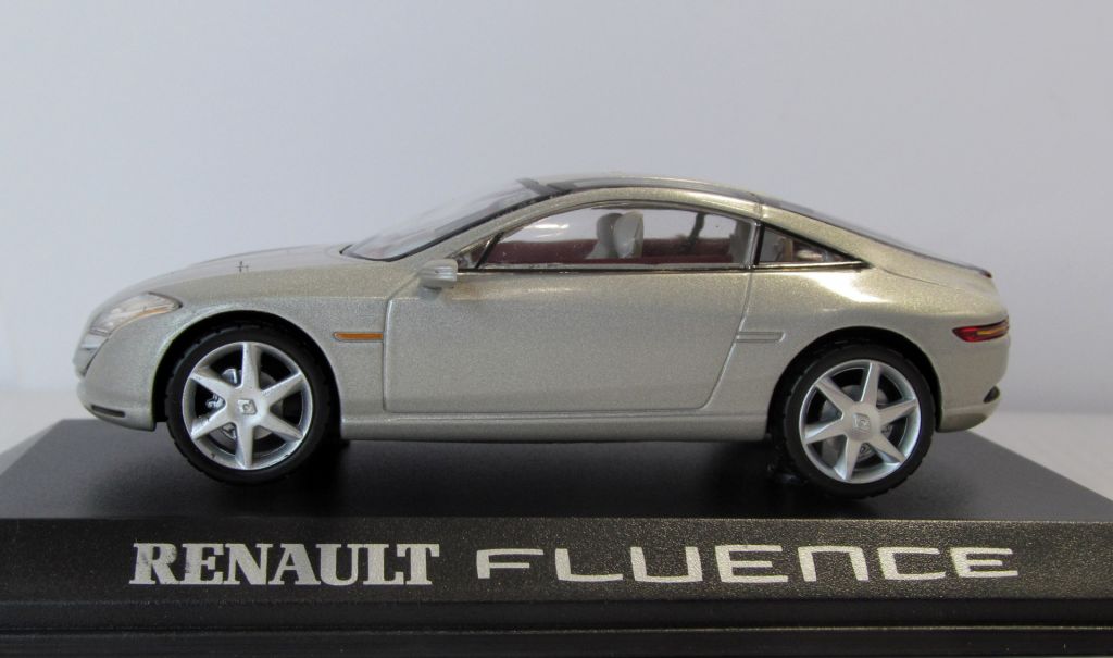 Renault Fluence Concept Car, Norev 1:43 бокс . Рено Флюенс Норев - фото фото фото 2