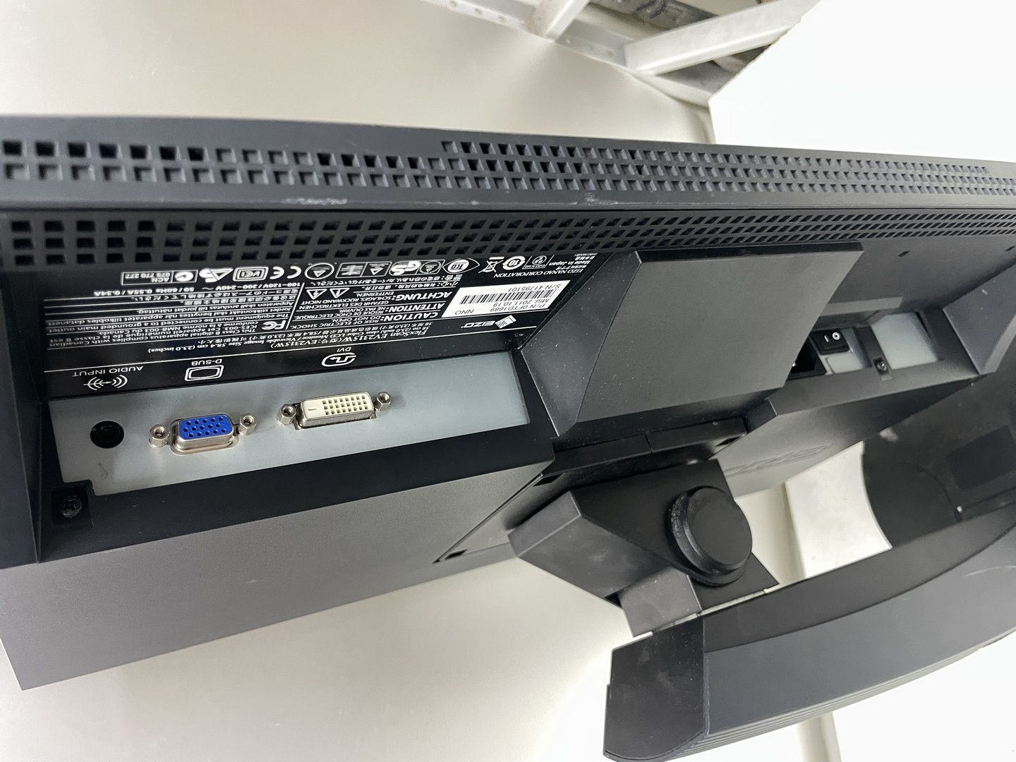 Монитор профессиональный LED 23" Eizo EV2315W, FullHD, с акустикой мультимедийной - фото фото фото 4