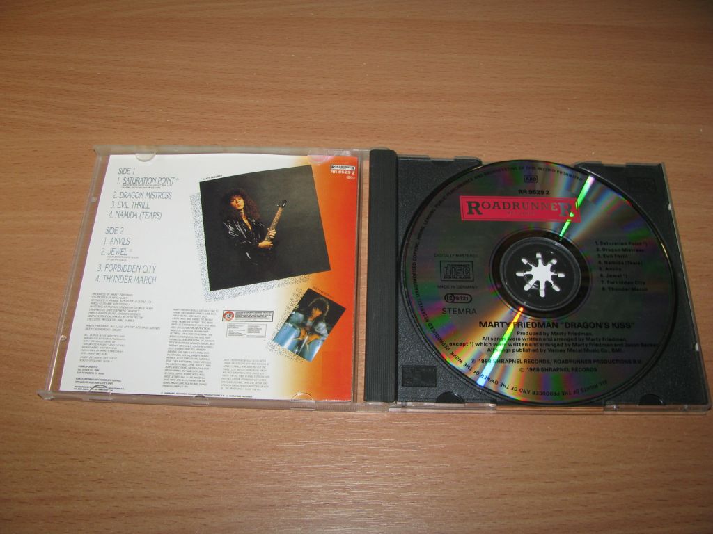 MARTY FRIEDMAN - Dragon's Kiss  (1988 Roadrunner 1st press W.Germany) - фото фото фото 1
