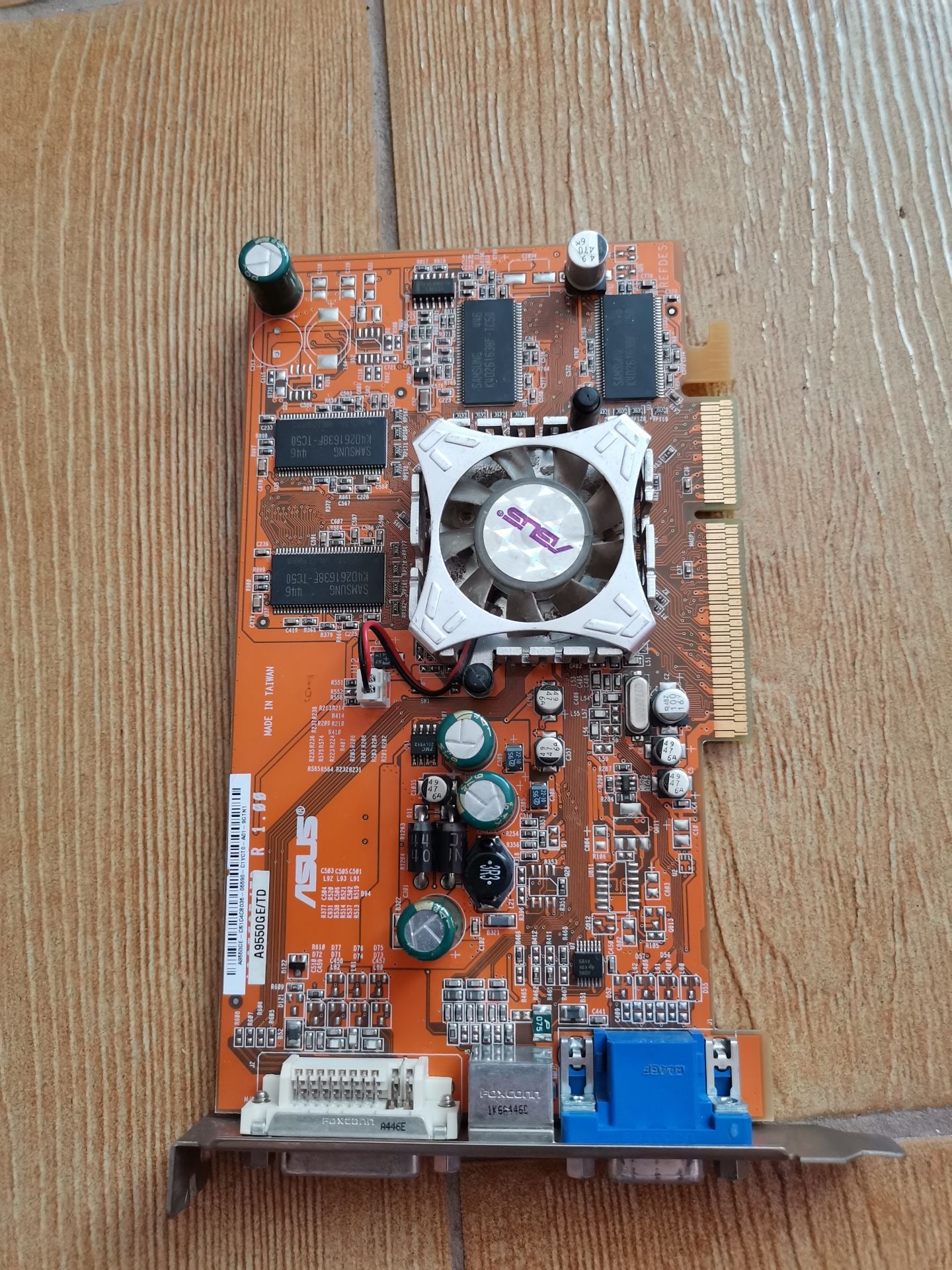 Видеокарта Asus A9550GE/TD/128M/A 128mb AGP 8x - фото фото фото 0