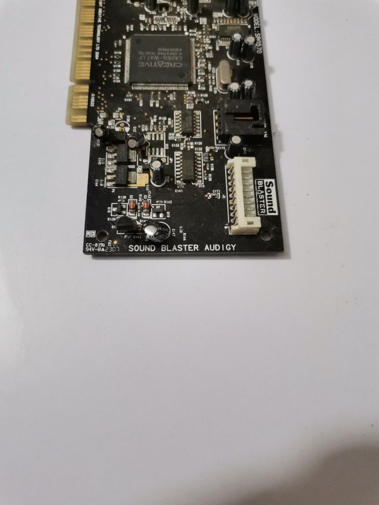 Звуковая карта Sound Blaster SB0570 - фото фото фото 3