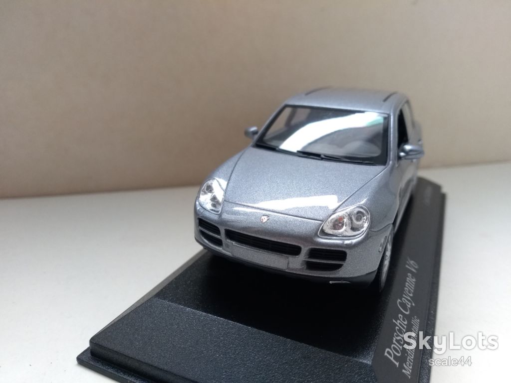 Porsche Cayenne V6.Minichamps.1/43 - фото фото фото 2