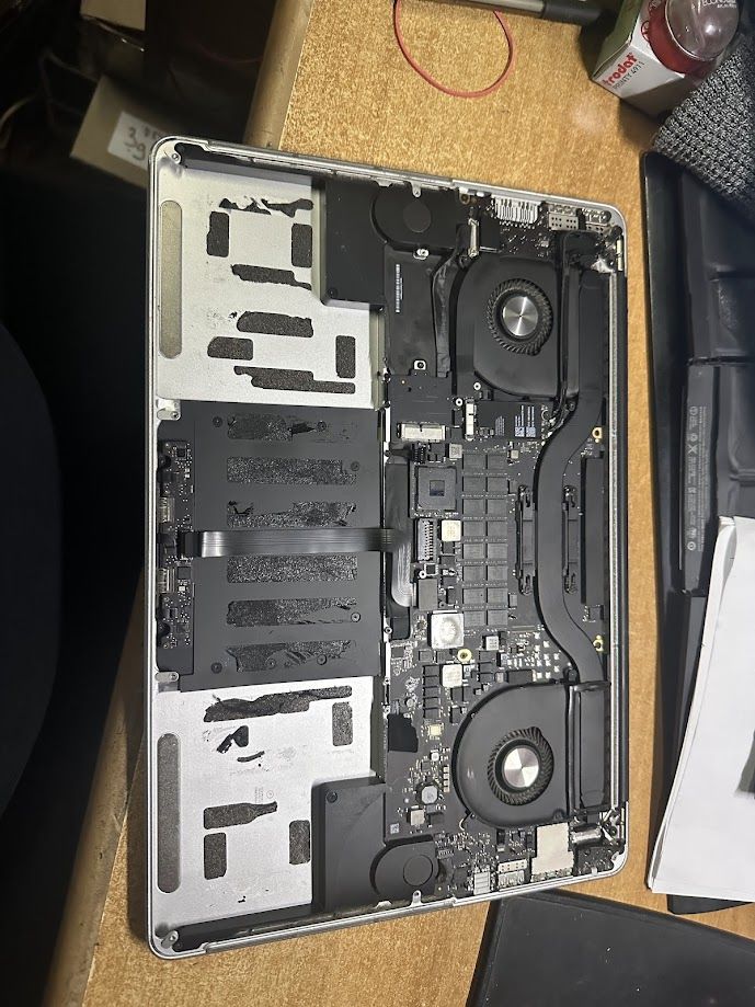 Ноутбук Apple MacBook Pro 15" Retina Mid 2014 № 252512900 - фото фото фото 3